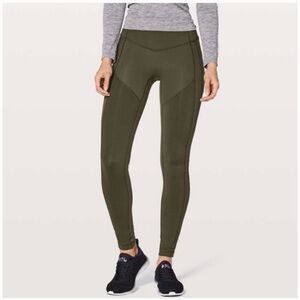 Lululemon All The Right Places 28” size 4